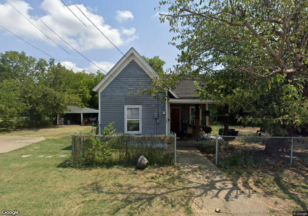900 N Kaufman St, Ennis, TX 75119 - photo 1
