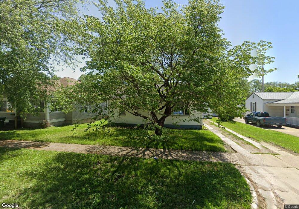 3113 Dewitt Ave, Mattoon, IL 61938 - photo 1