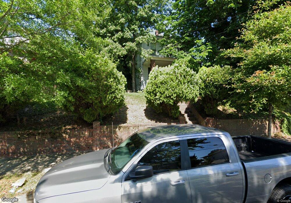 404 44th St NE, Washington, DC 20019 - photo 1