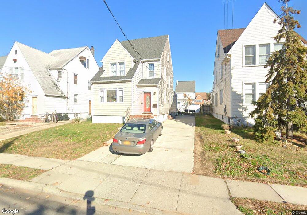 45 Carstairs Rd, Valley Stream, NY 11581 - photo 1