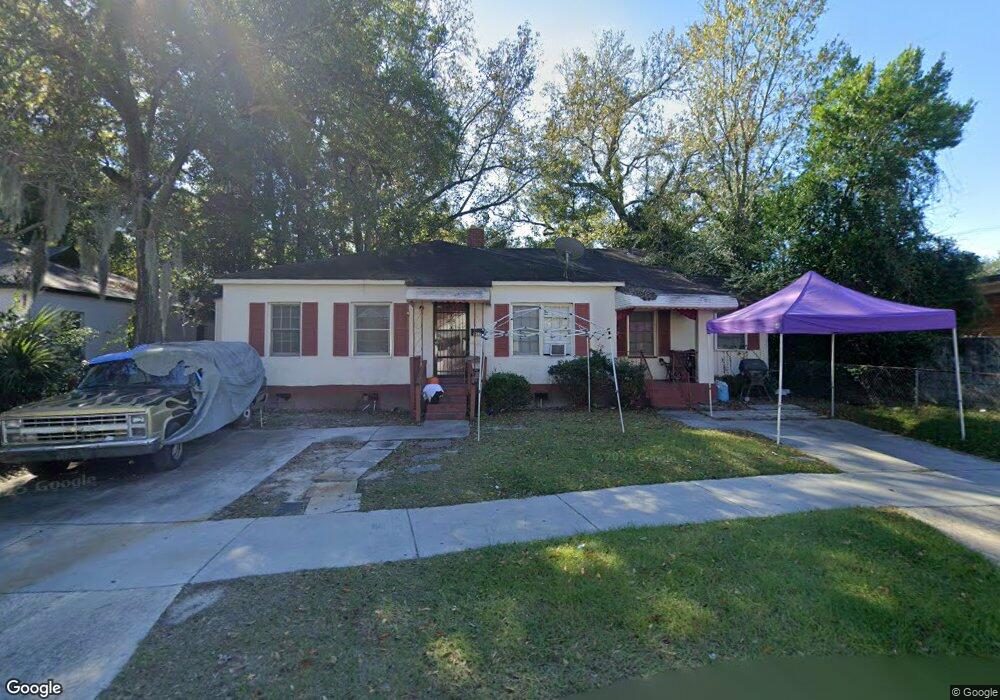 1105 E 53rd St, Savannah, GA 31404 - photo 1