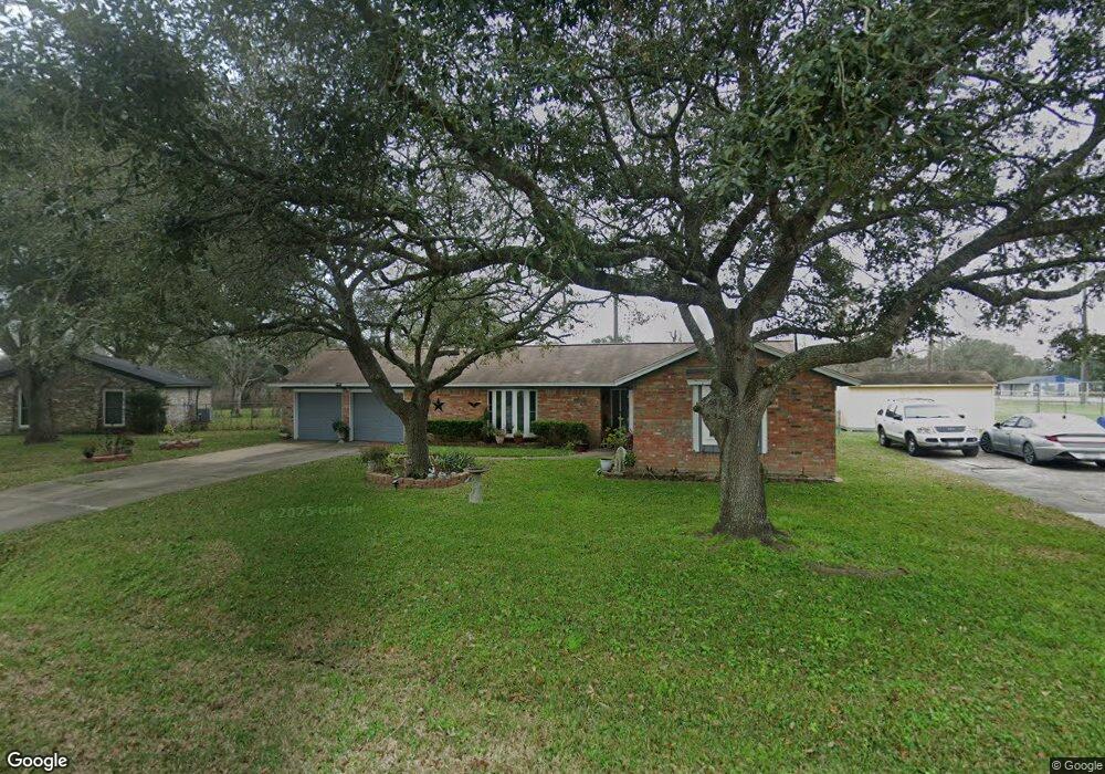 1515 Alta Vista Dr, Alvin, TX 77511 - photo 1
