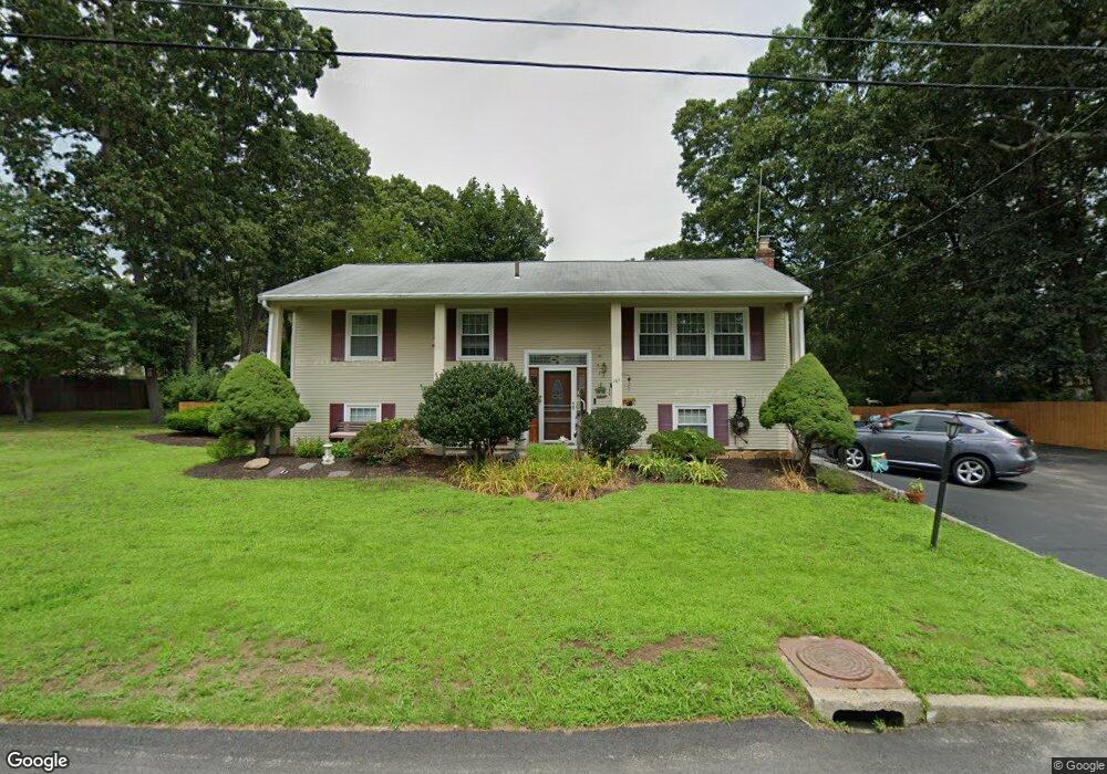 161 Keeley Ave, Warwick, RI 02886 - photo 1