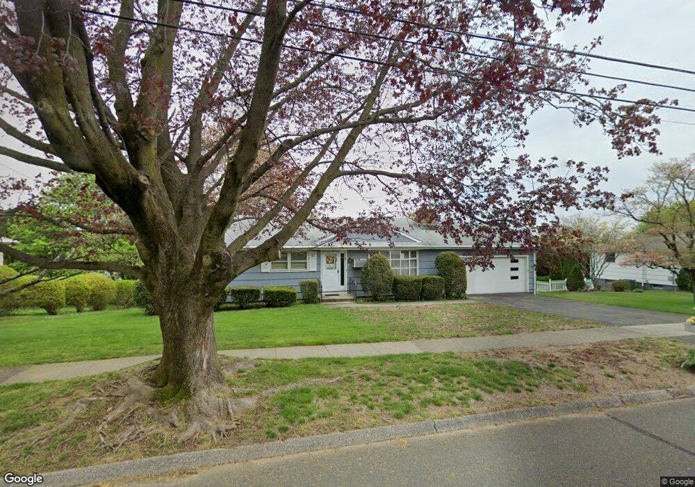 60 Valley View Rd, Stratford, CT 06614 - photo 1