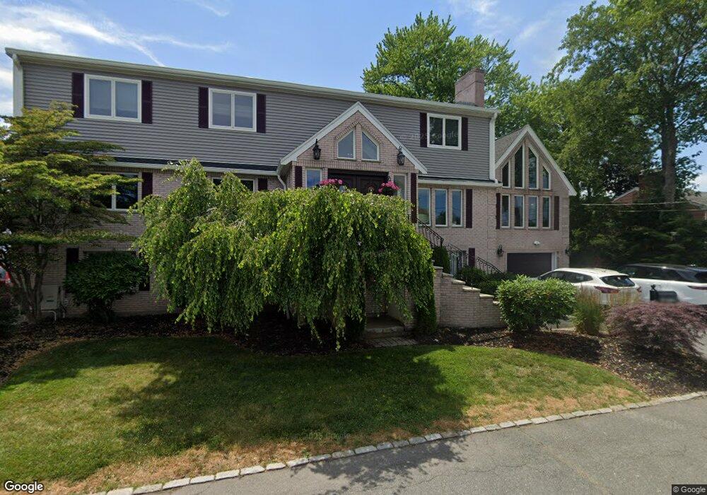 27 Serino Way, Saugus, MA 01906 - photo 1