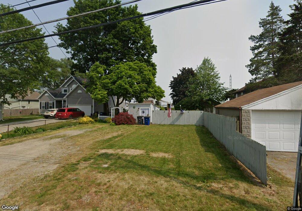 5756 Lakeside Ave, Toledo, OH 43611 - photo 1