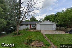 310 Lakeview Dr, Avon, IL 61415