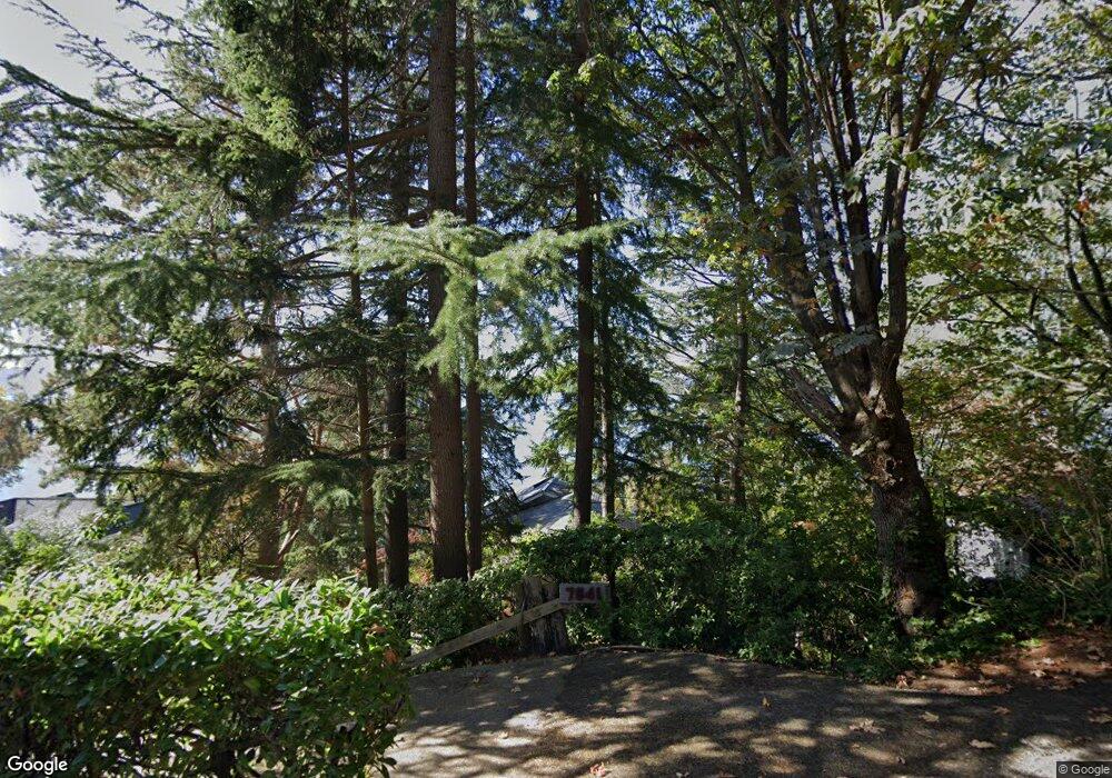 7641 W Mercer Way, Mercer Island, WA 98040 - photo 1