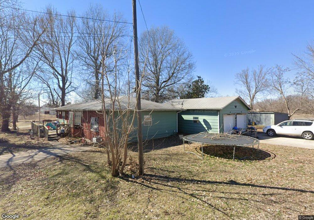 300 Skinner St, Carl Junction, MO 64834 - photo 1