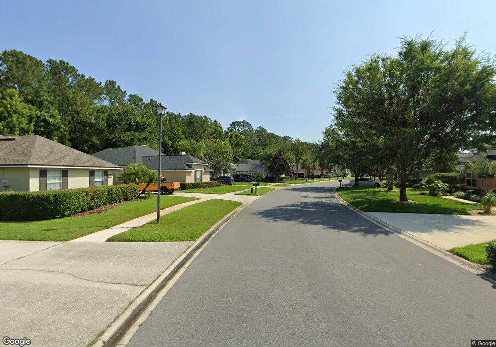 910 Edge of Woods Rd, Jacksonville, FL 32205 - photo 1