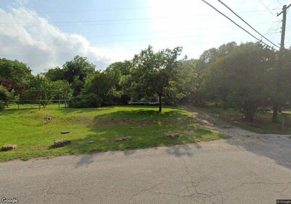 817 Layne Dr, Denison, TX 75020 - photo 1