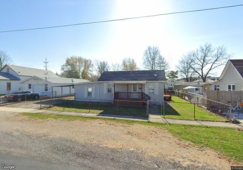 1007 W Edgar Ave, Effingham, IL 62401 - photo 1