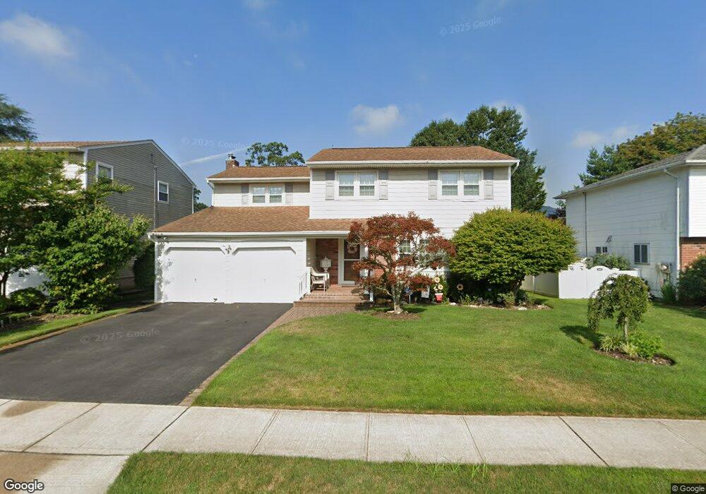 1812 Hendrickson Ct, Merrick, NY 11566 - photo 1