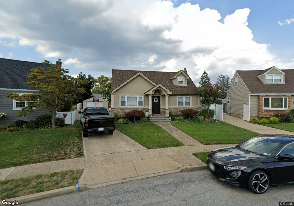 766 Marion St, Franklin Square, NY 11010 - photo 1