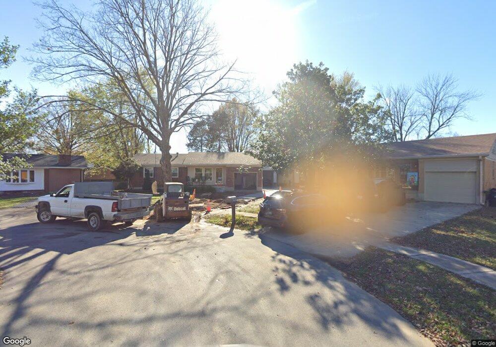 2918 Arlington Ct, Louisville, KY 40299 - photo 1