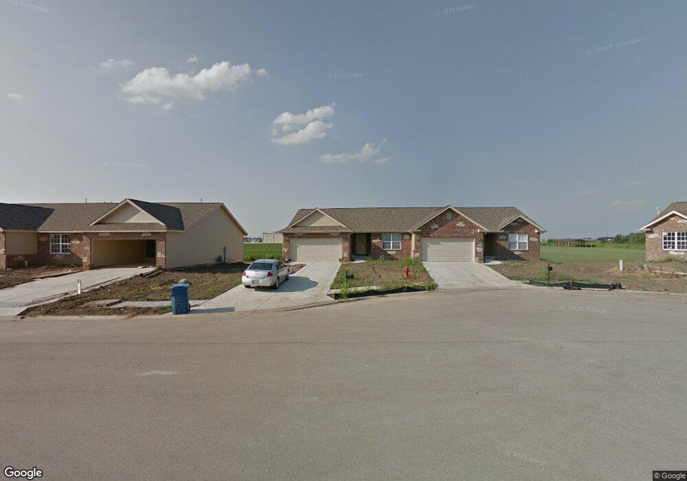 2087 Briarbend Ct, Maryville, IL 62062 - photo 1