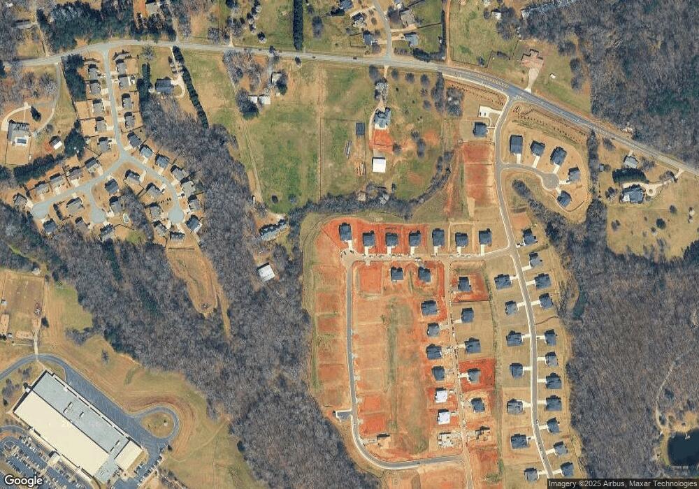 7150 Carruthers Way, Dawsonville, GA 30534 - photo 1