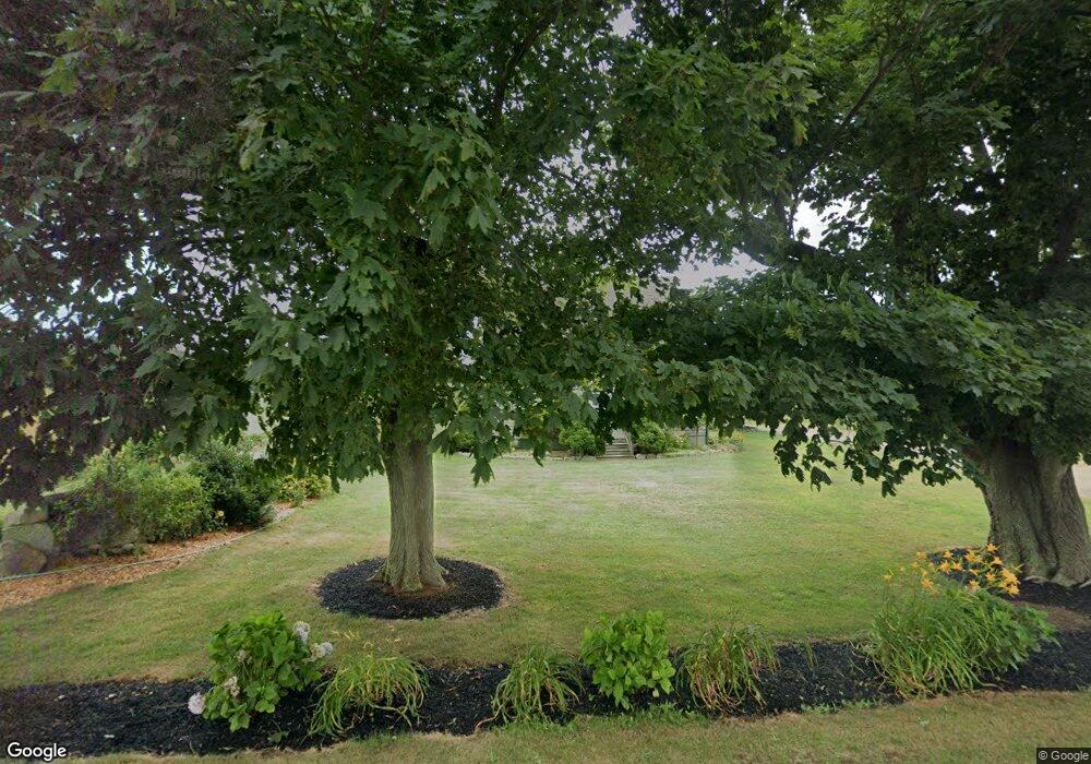 362 Horseneck Rd, South Dartmouth, MA 02748 - photo 1