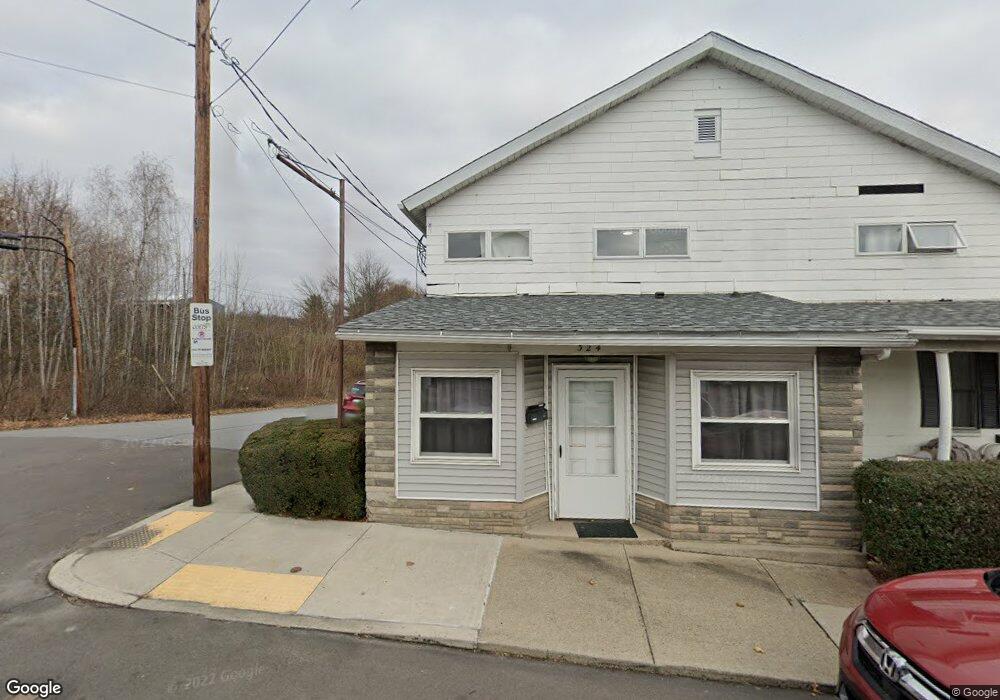 324 Union St, Taylor, PA 18517 - photo 1
