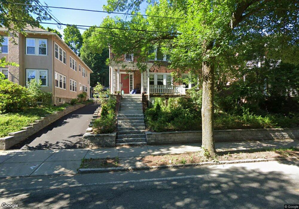 236 Winchester St unit 1, Brookline, MA 02446 - photo 1