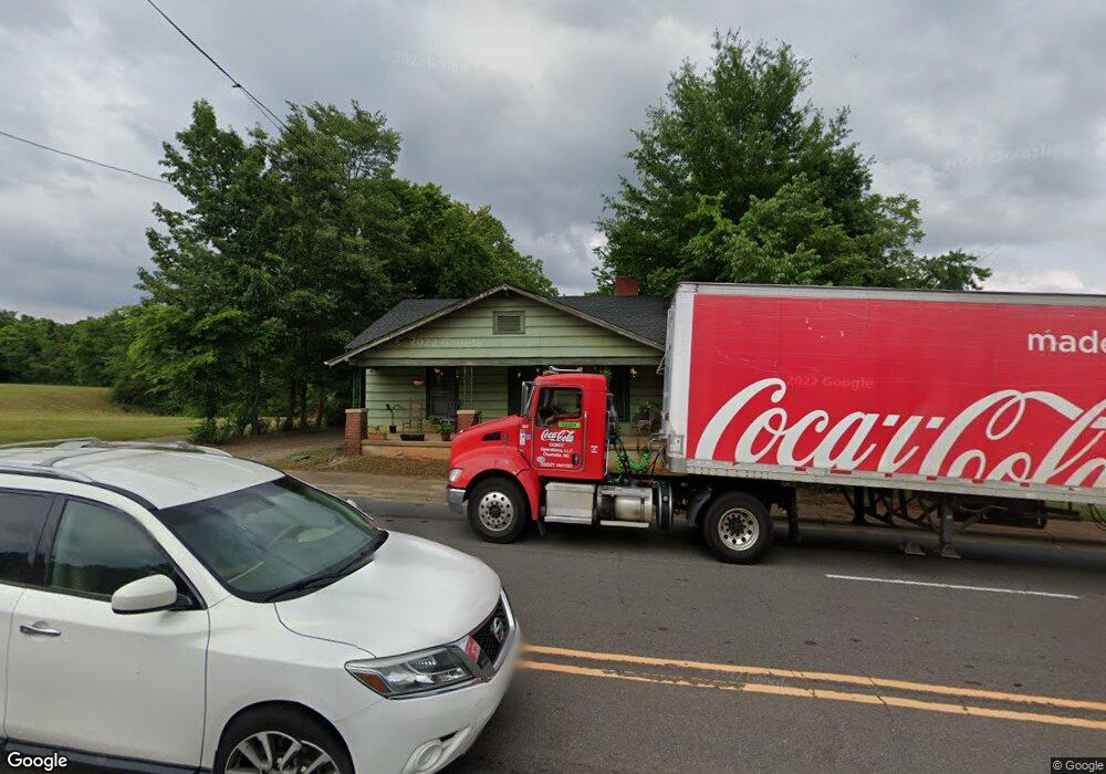 921 Shelton Ave, Statesville, NC 28677 - photo 1