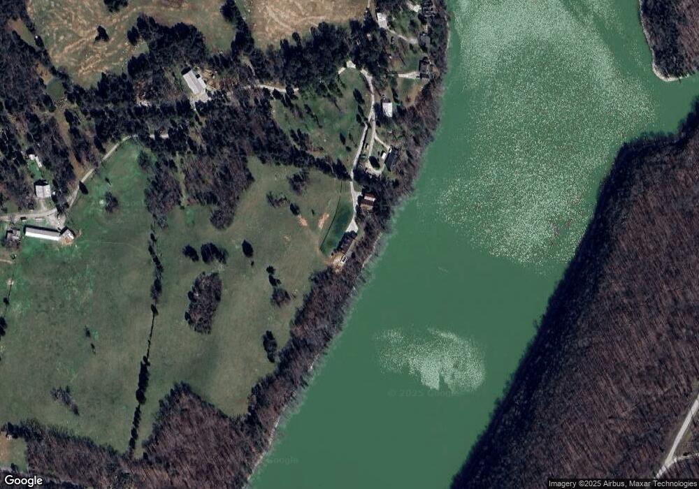 933 Cordell Dr, Burnside, KY 42519 - photo 1