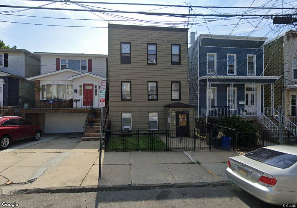 94 Hancock Ave unit 3, Jersey City, NJ 07307 - photo 1