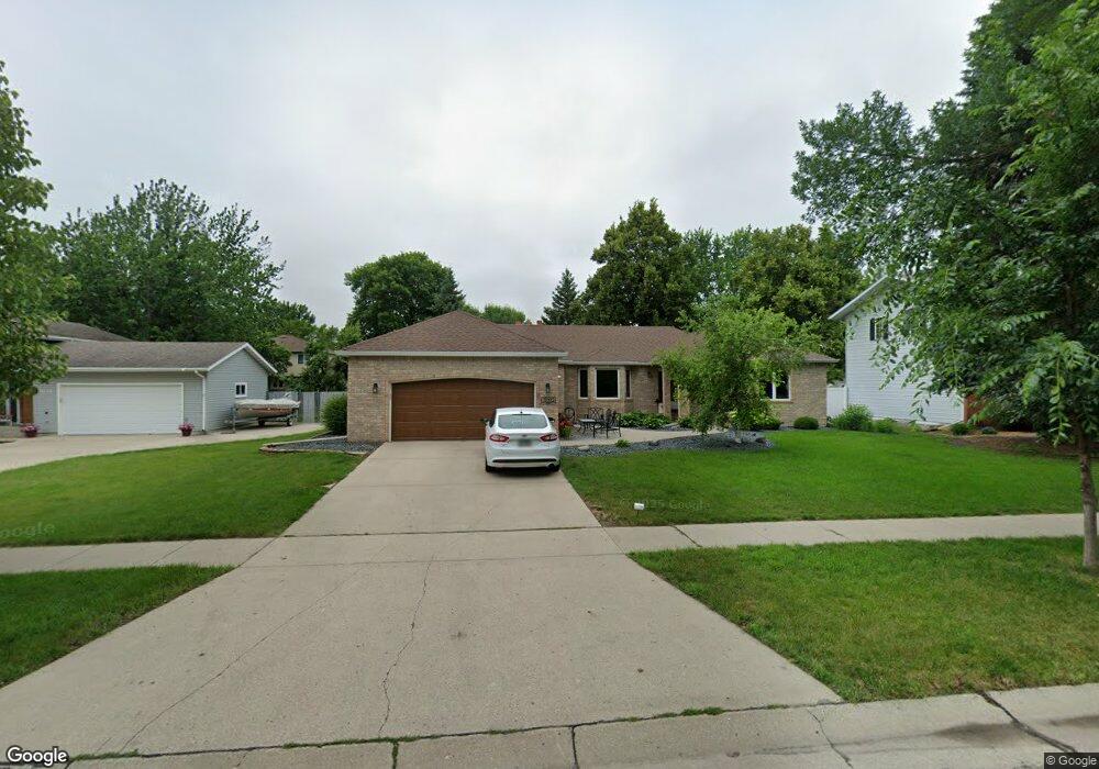 3102 Par St N, Fargo, ND 58102 - photo 1