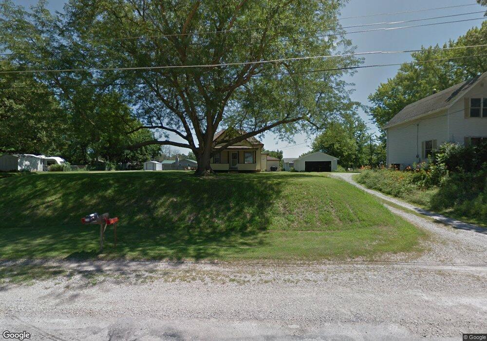 1414 W 4th St N, Newton, IA 50208 - photo 1