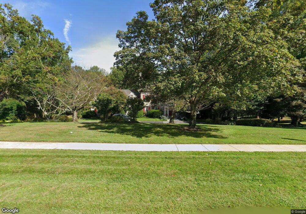 8606 Country Club Dr, Bethesda, MD 20817 - photo 1