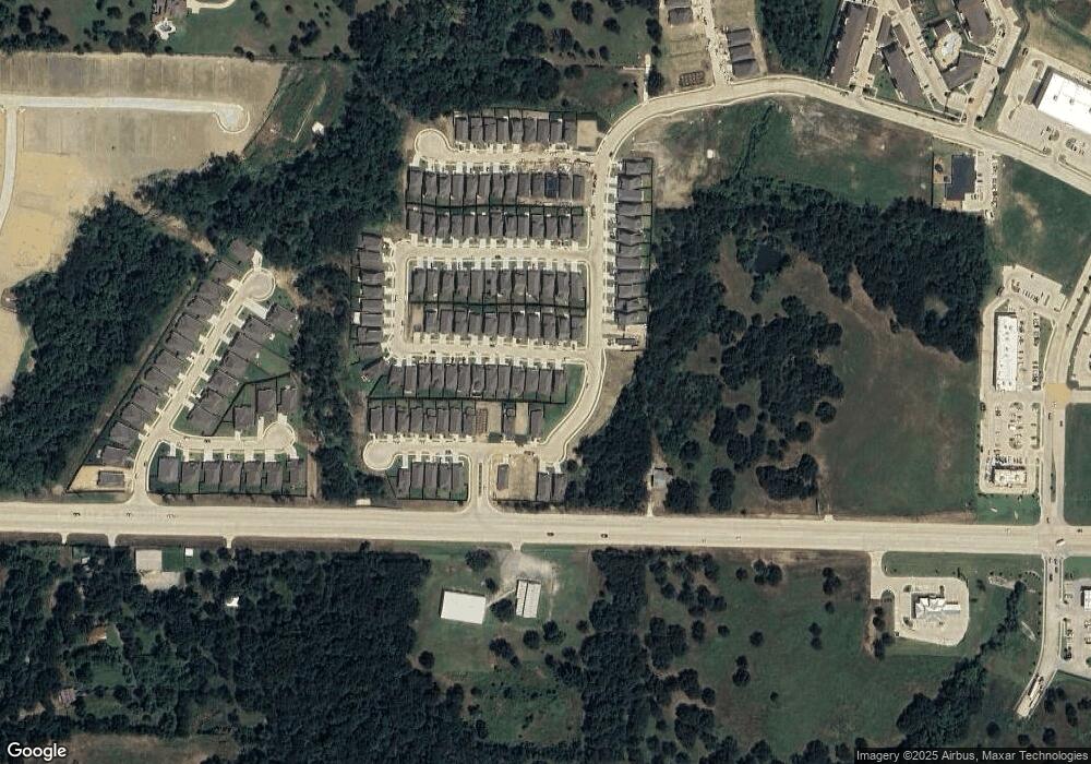 3966 Oak Creek Cir, Denison, TX 75020 - photo 1