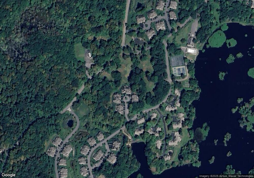 10 Hedges Ct, Cortlandt Manor, NY 10567 - photo 1