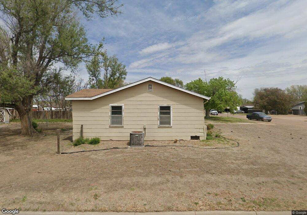 1111 S Jefferson St, Hugoton, KS 67951 - photo 1