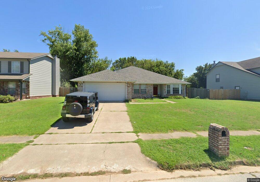 4003 S Sycamore Place, Broken Arrow, OK 74011 - photo 1