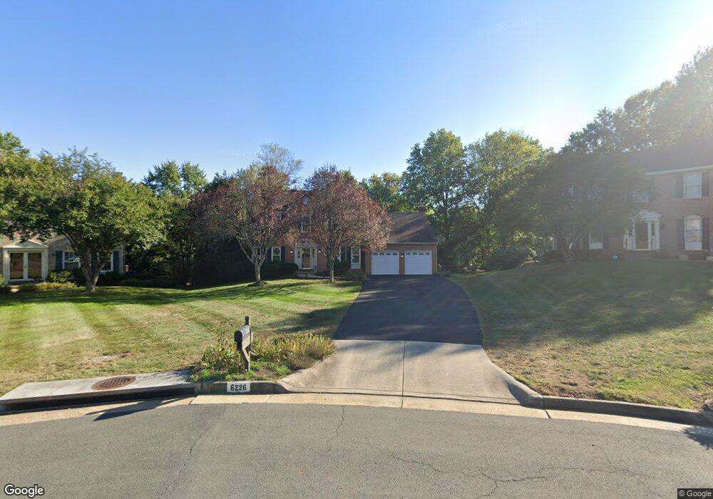 6226 Point Ct, Centreville, VA 20120 - photo 1
