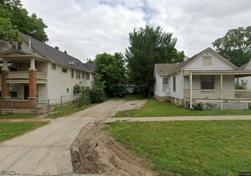 618 SW 5th St, Topeka, KS 66603 - photo 1