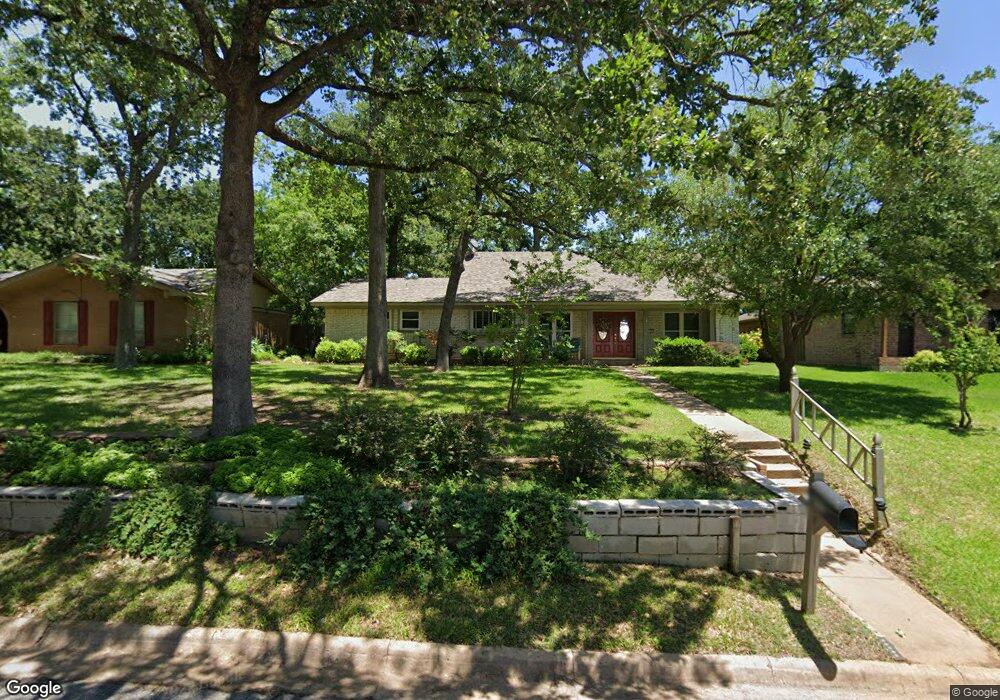 900 Glen Key St, Denison, TX 75020 - photo 1