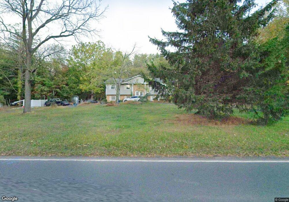 56 S Airmont Rd, Suffern, NY 10901 - photo 1