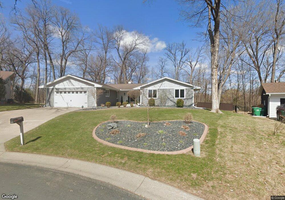 6540 Pineview Ln N, Maple Grove, MN 55369 - photo 1