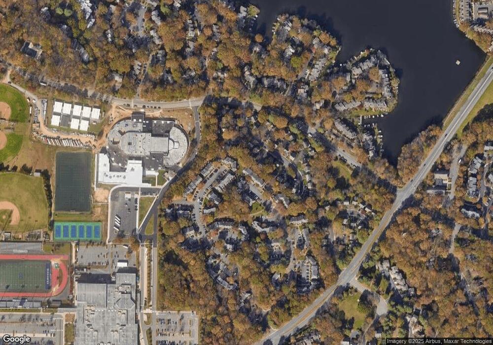 11185 Silentwood Ln, Reston, VA 20191 - photo 1