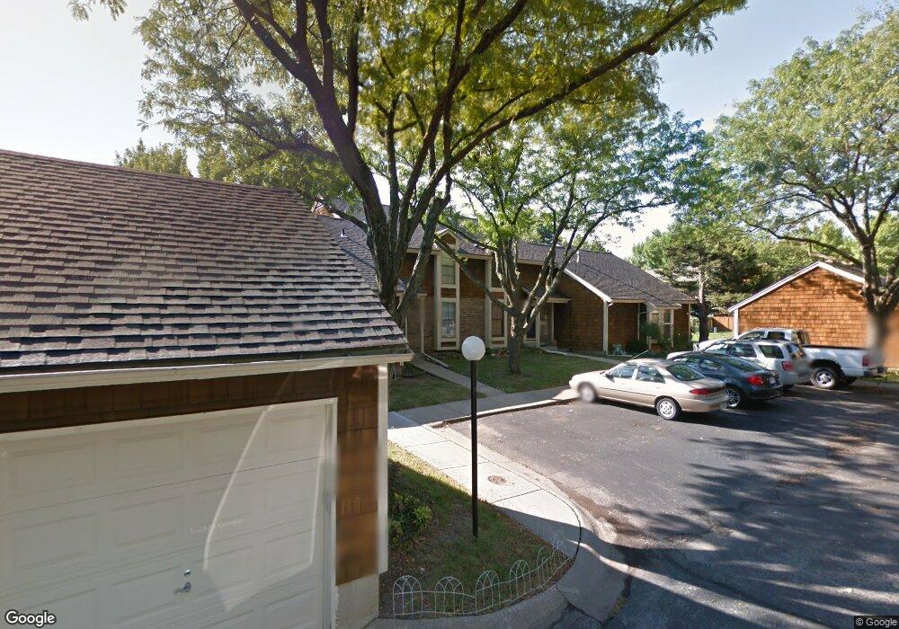 8010 Monrovia St, Lenexa, KS 66215 - photo 1