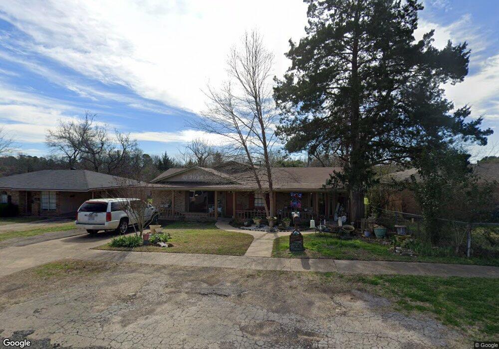 323 Gilbert Dr, Vivian, LA 71082 - photo 1