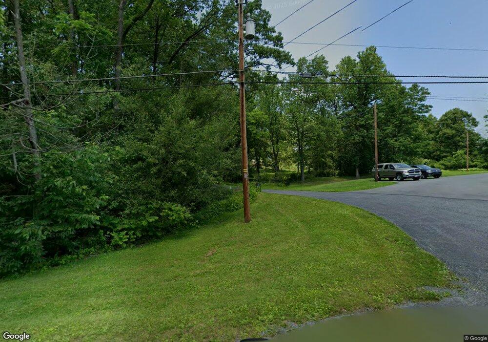 3084 E Walker Rd, Bath, PA 18014 - photo 1