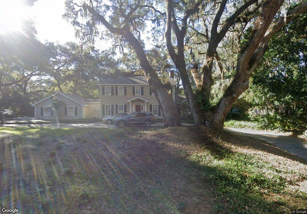 119 Jacobs Rd, Saint Simons Island, GA 31522 - photo 1