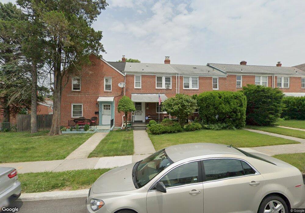 829 N Chapel Gate Ln, Baltimore, MD 21229 - photo 1