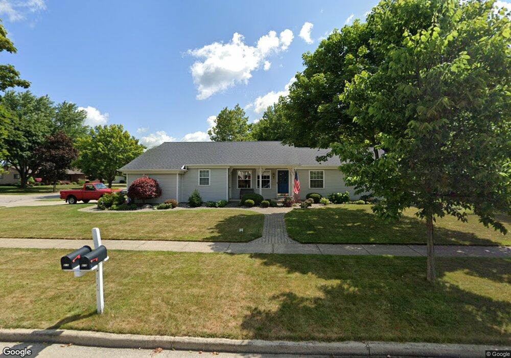 675 Franconian Dr E, Frankenmuth, MI 48734 - photo 1