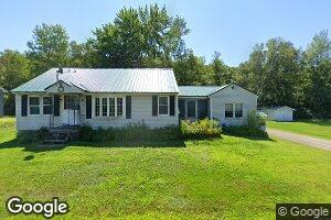 30 Riverside Dr, Groveton, NH 03582