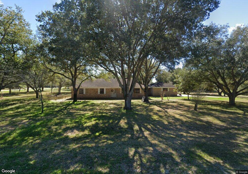 2011 Twin Oaks St, East Bernard, TX 77435 - photo 1