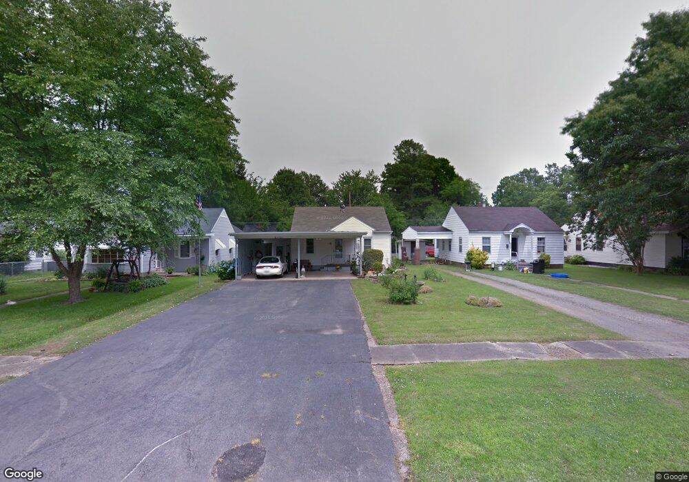 1007 S Porter St, Stuttgart, AR 72160 - photo 1