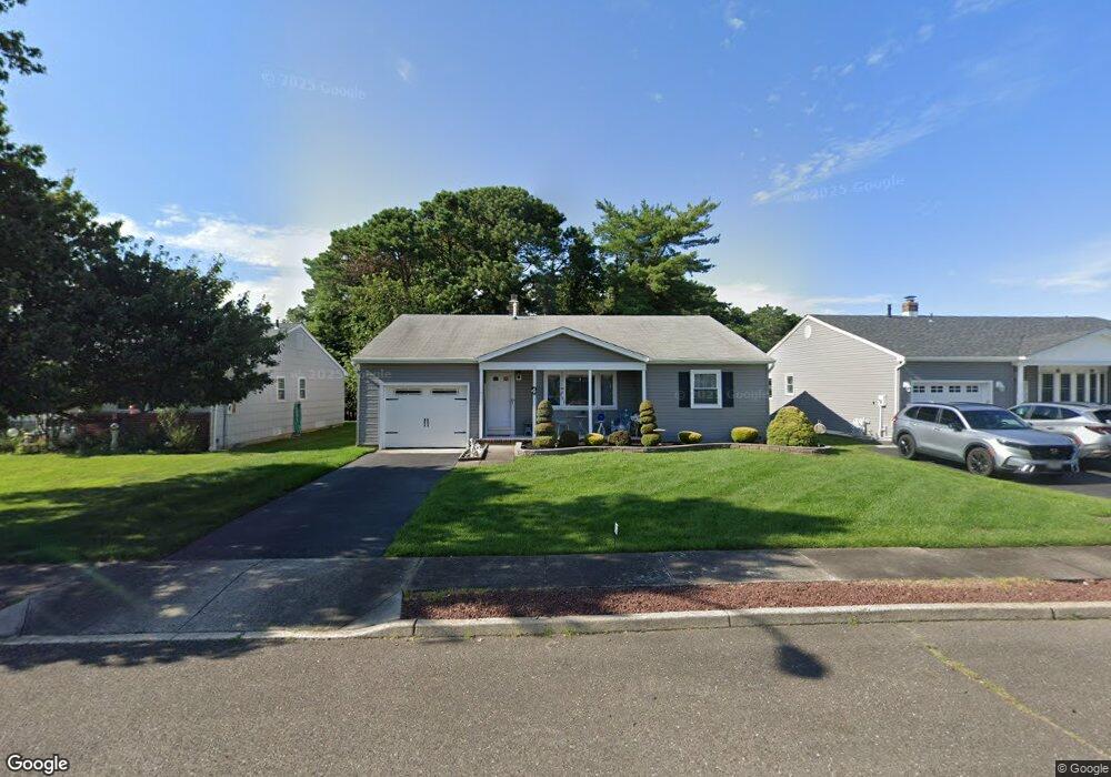 4 Thornton Rd, Toms River, NJ 08757 - photo 1